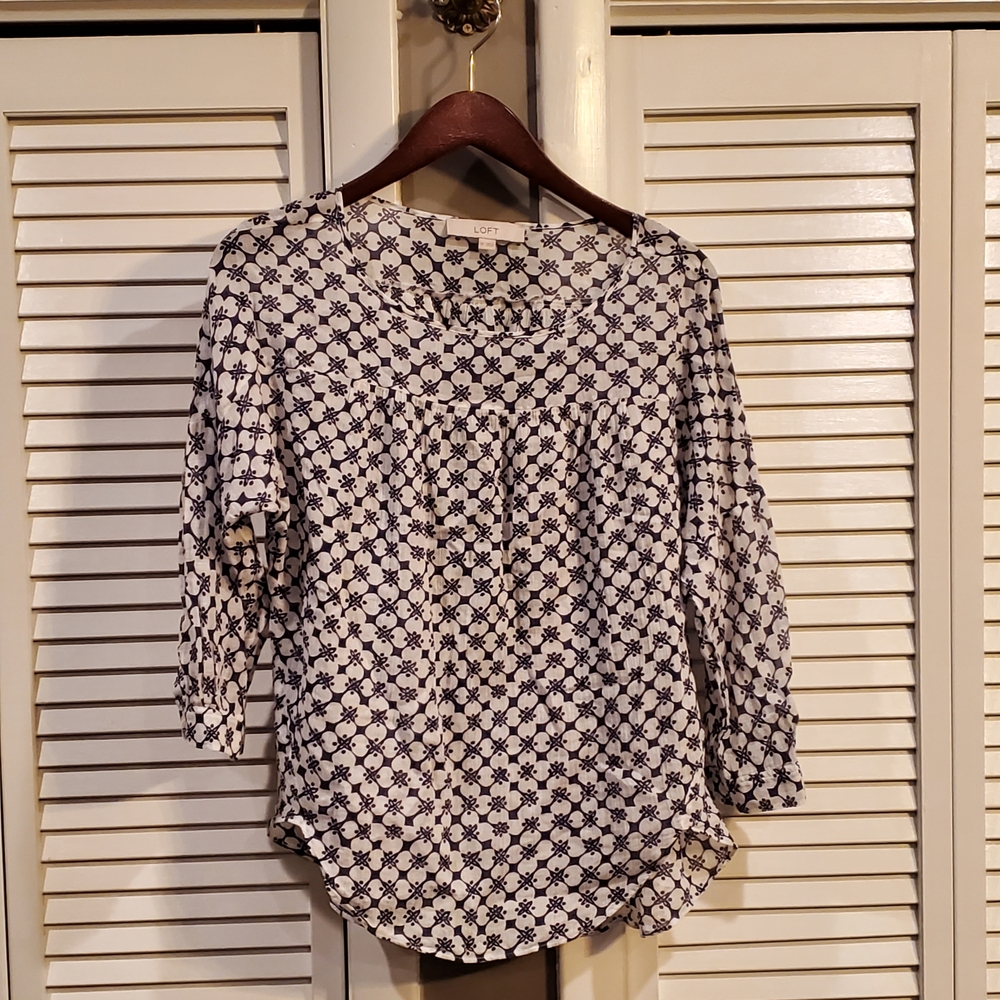 LOFT Monochrome Geometric Blouse